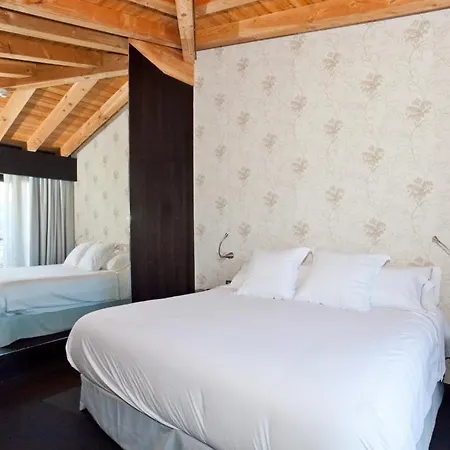 Ellauri - Adults Only