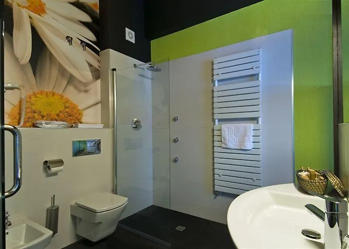 Otel Ellauri - Adults Only 2*