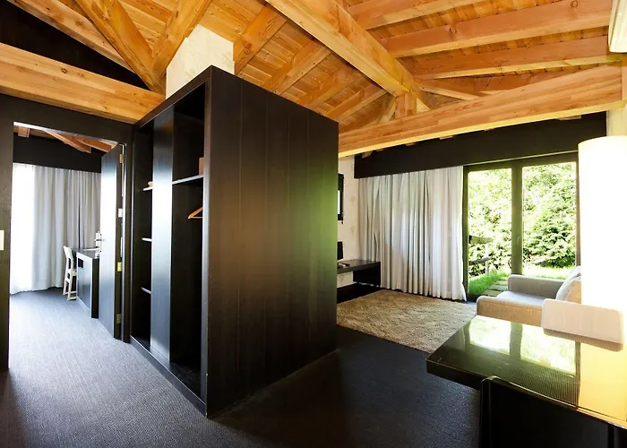 Otel Ellauri - Adults Only 2*